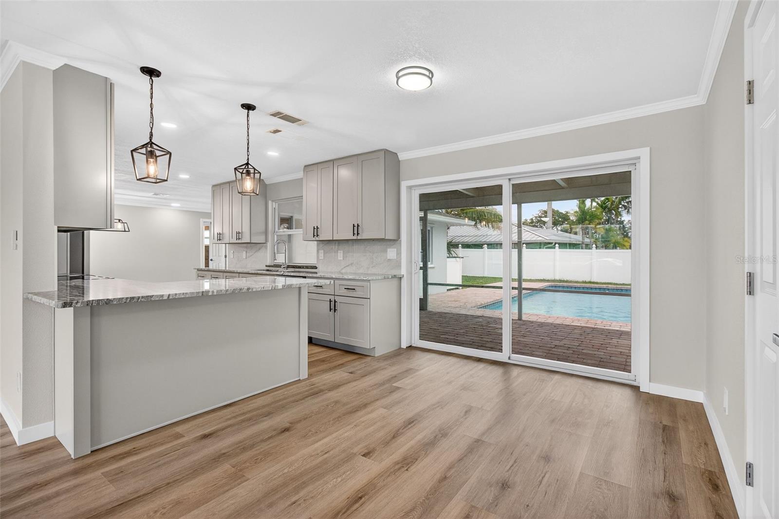 Image 14 of 54 For 5201 Denver Street Ne