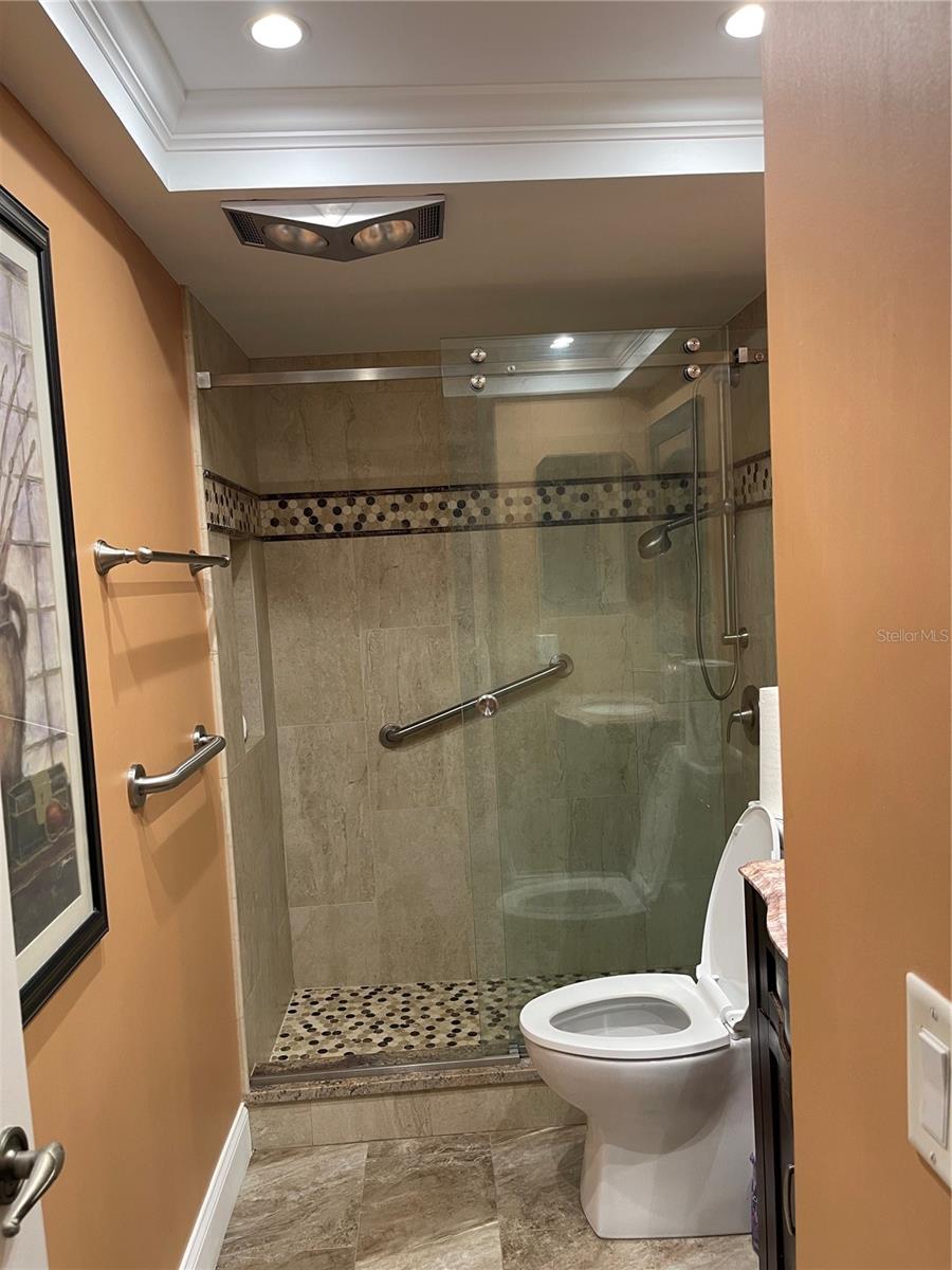 Image 27 of 42 For 2650 Pearce Drive 309