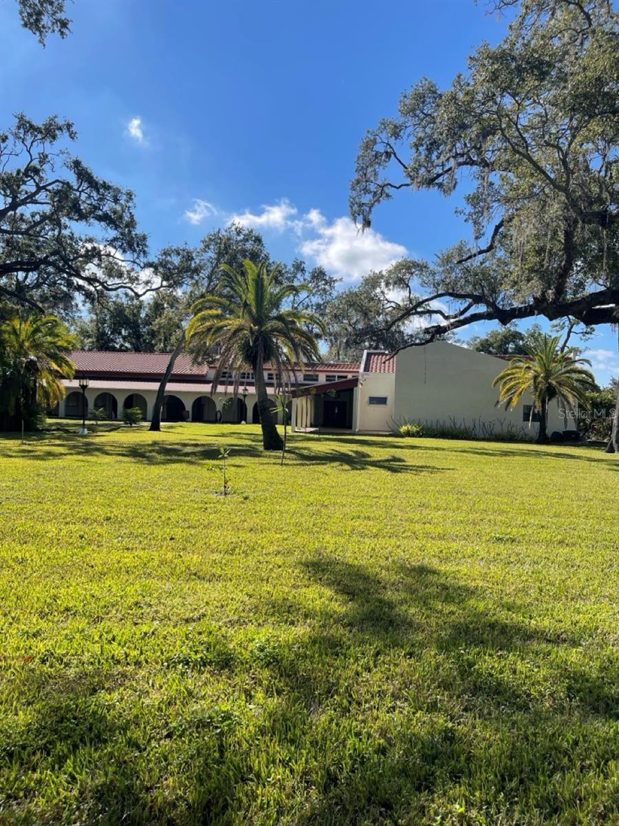 Image 38 of 42 For 2650 Pearce Drive 309