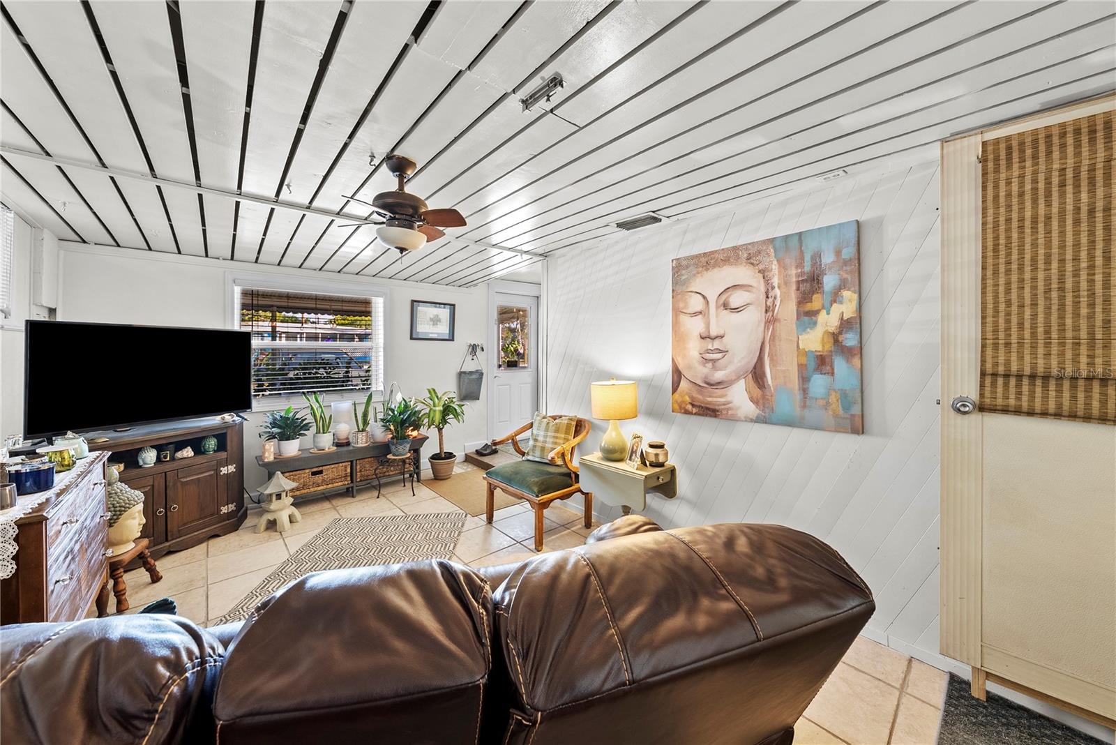 Listing photo id 16 for 10462 116th Avenue