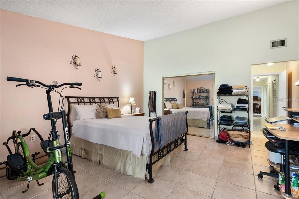 Image 16 of 55 For 5905 La Vista Lane