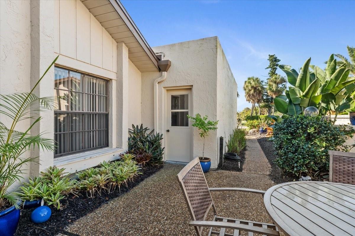 Image 34 of 55 For 5905 La Vista Lane