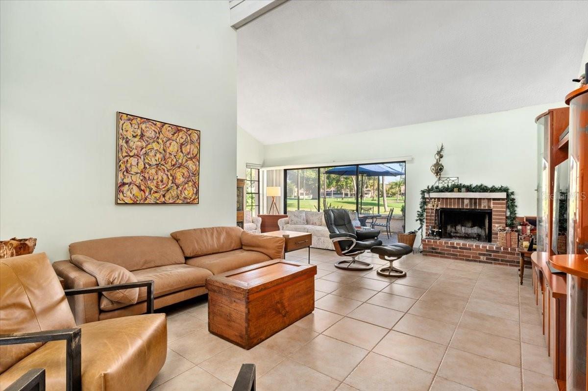 Image 4 of 55 For 5905 La Vista Lane