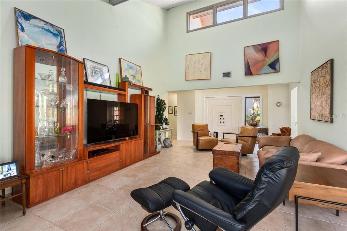 Image 6 of 55 For 5905 La Vista Lane