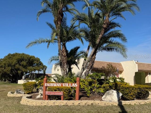 Image 13 of 66 For 11140 Carriage Hill Drive 4