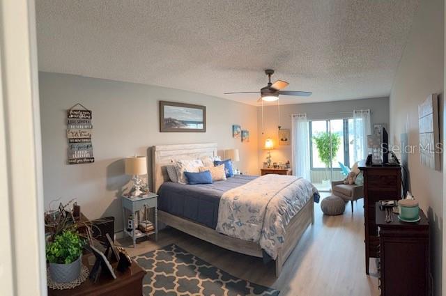 Image 31 of 66 For 11140 Carriage Hill Drive 4