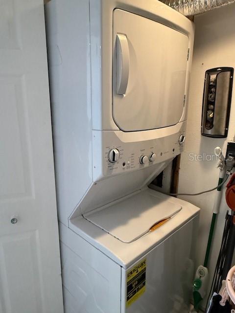 Image 37 of 66 For 11140 Carriage Hill Drive 4