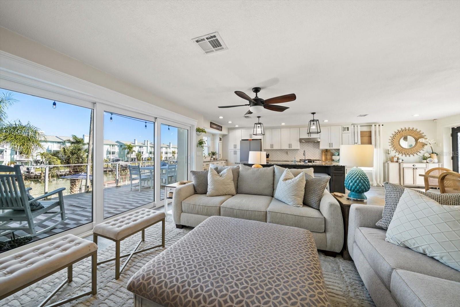 Image 19 of 91 For 300 6th Avenue