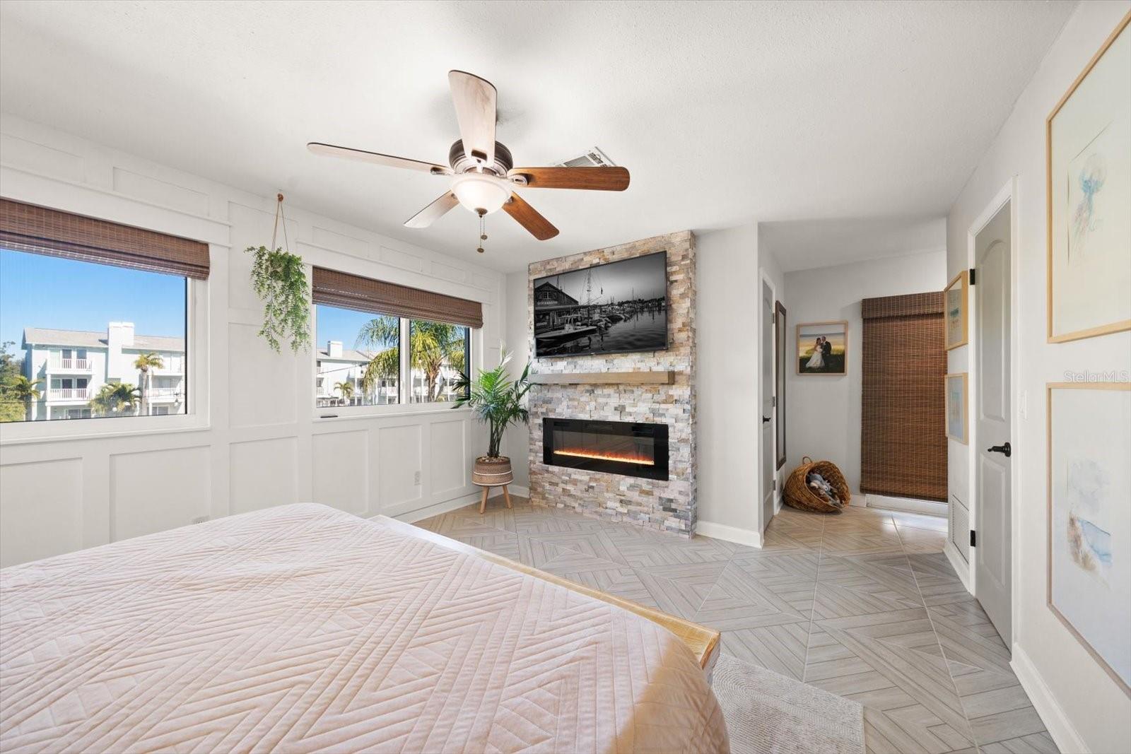 Image 26 of 91 For 300 6th Avenue