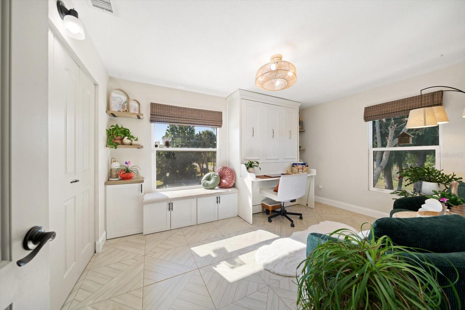 Image 32 of 91 For 300 6th Avenue