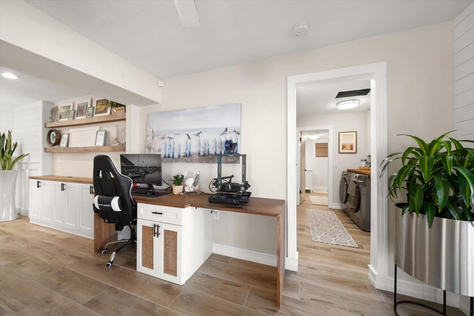 Image 50 of 91 For 300 6th Avenue