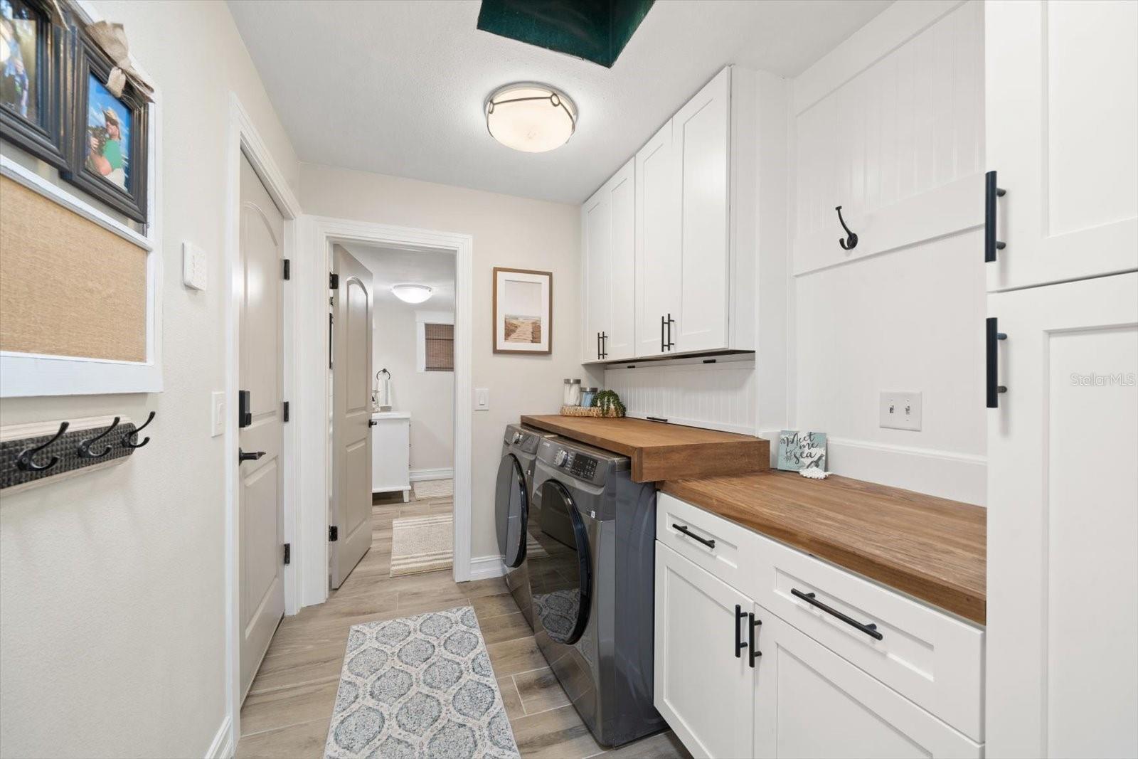 Image 51 of 91 For 300 6th Avenue