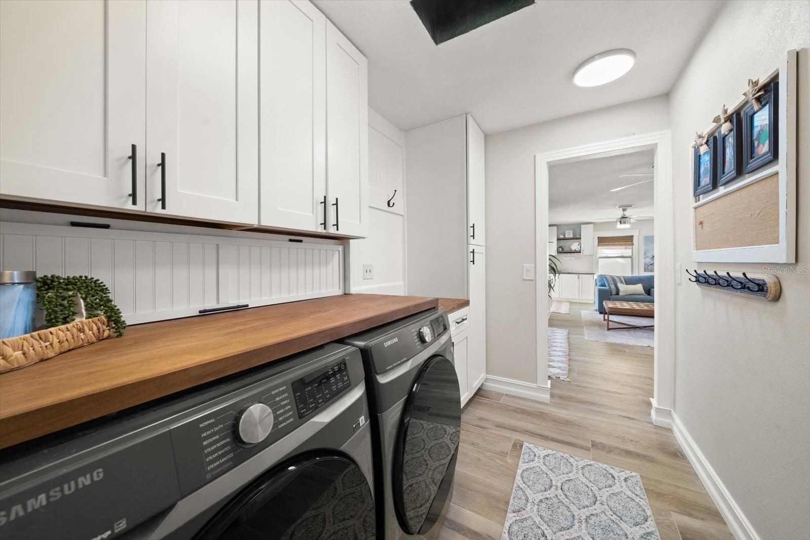 Image 52 of 91 For 300 6th Avenue