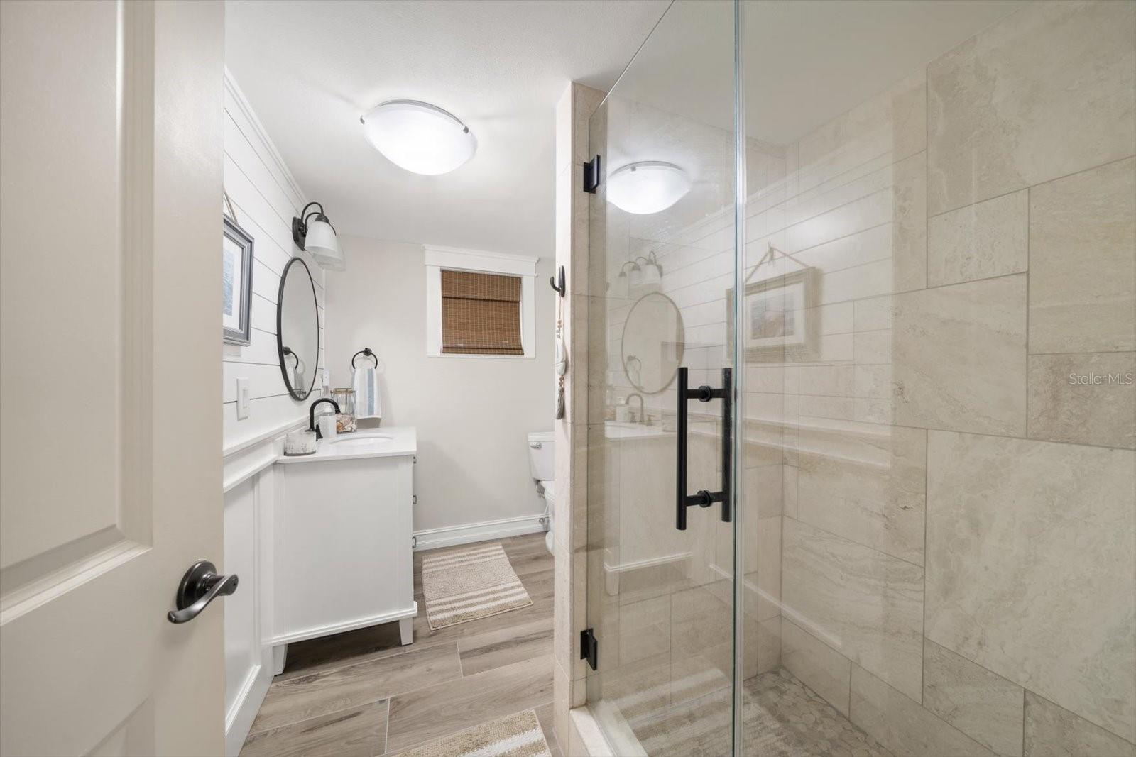 Image 53 of 91 For 300 6th Avenue