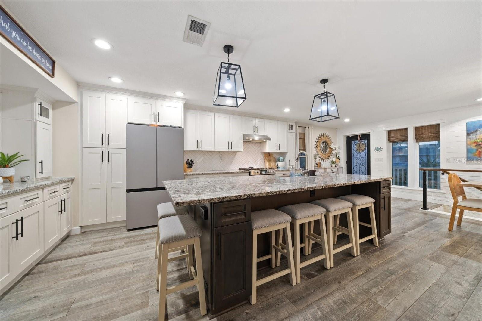 Image 67 of 91 For 300 6th Avenue