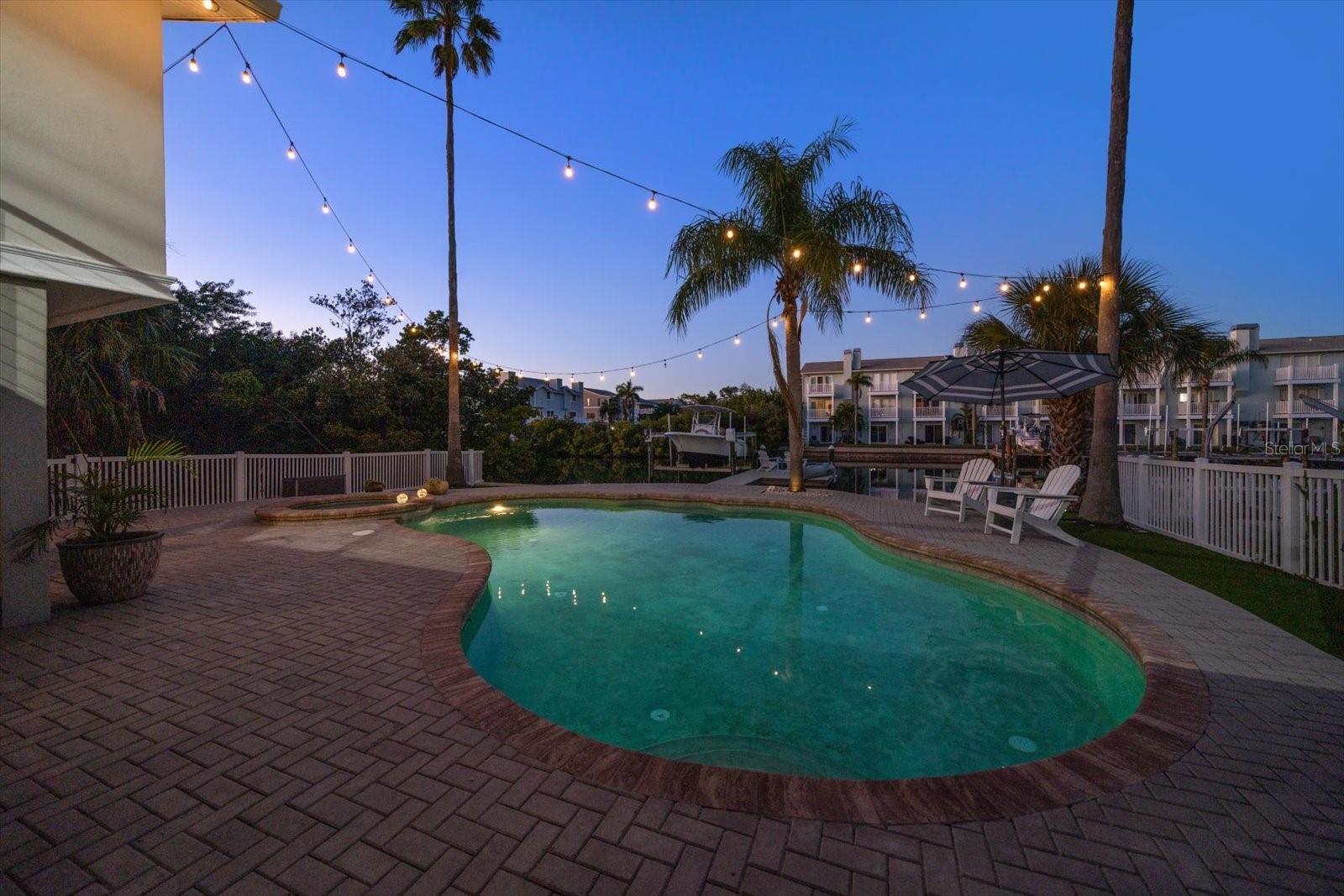 Image 71 of 91 For 300 6th Avenue