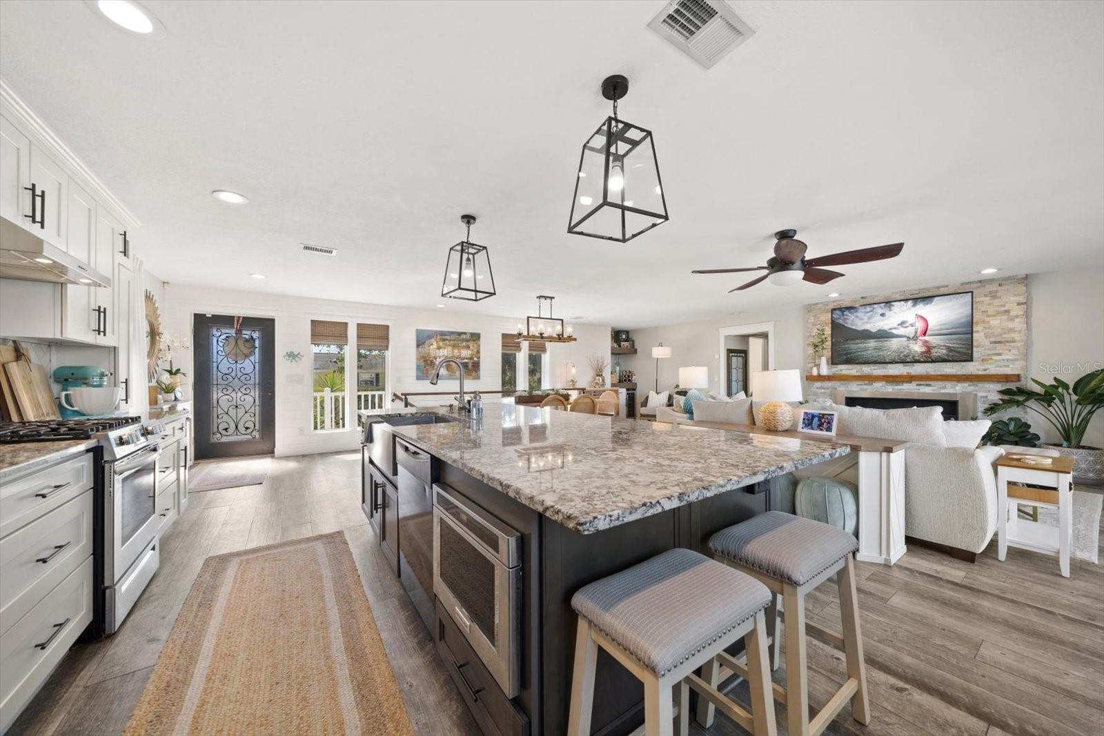 Image 72 of 91 For 300 6th Avenue