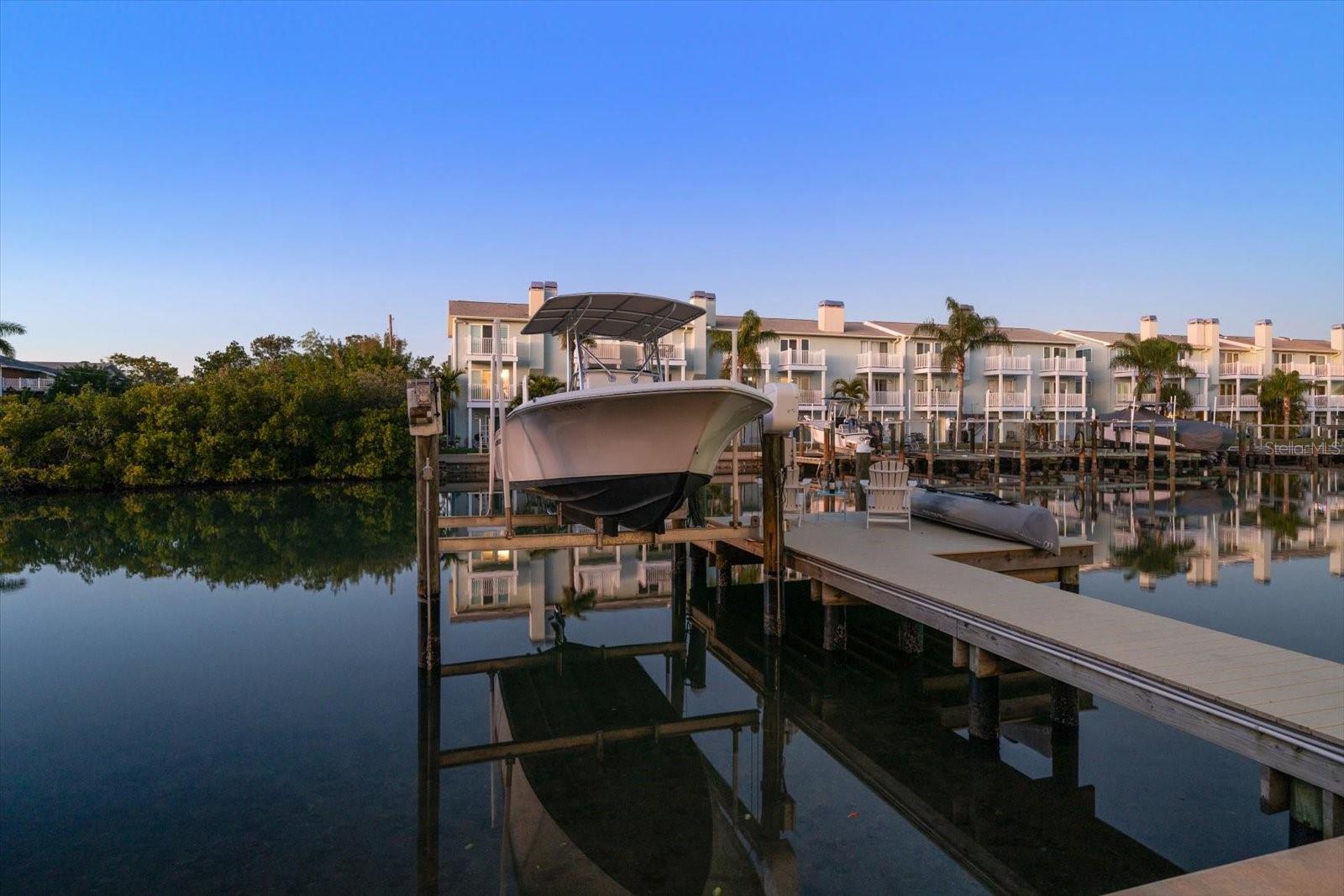 Image 77 of 91 For 300 6th Avenue