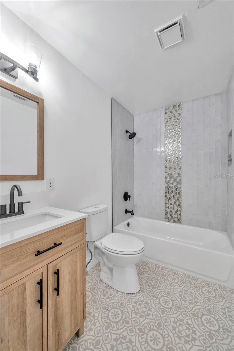 Image 15 of 24 For 304 Idlewild Avenue