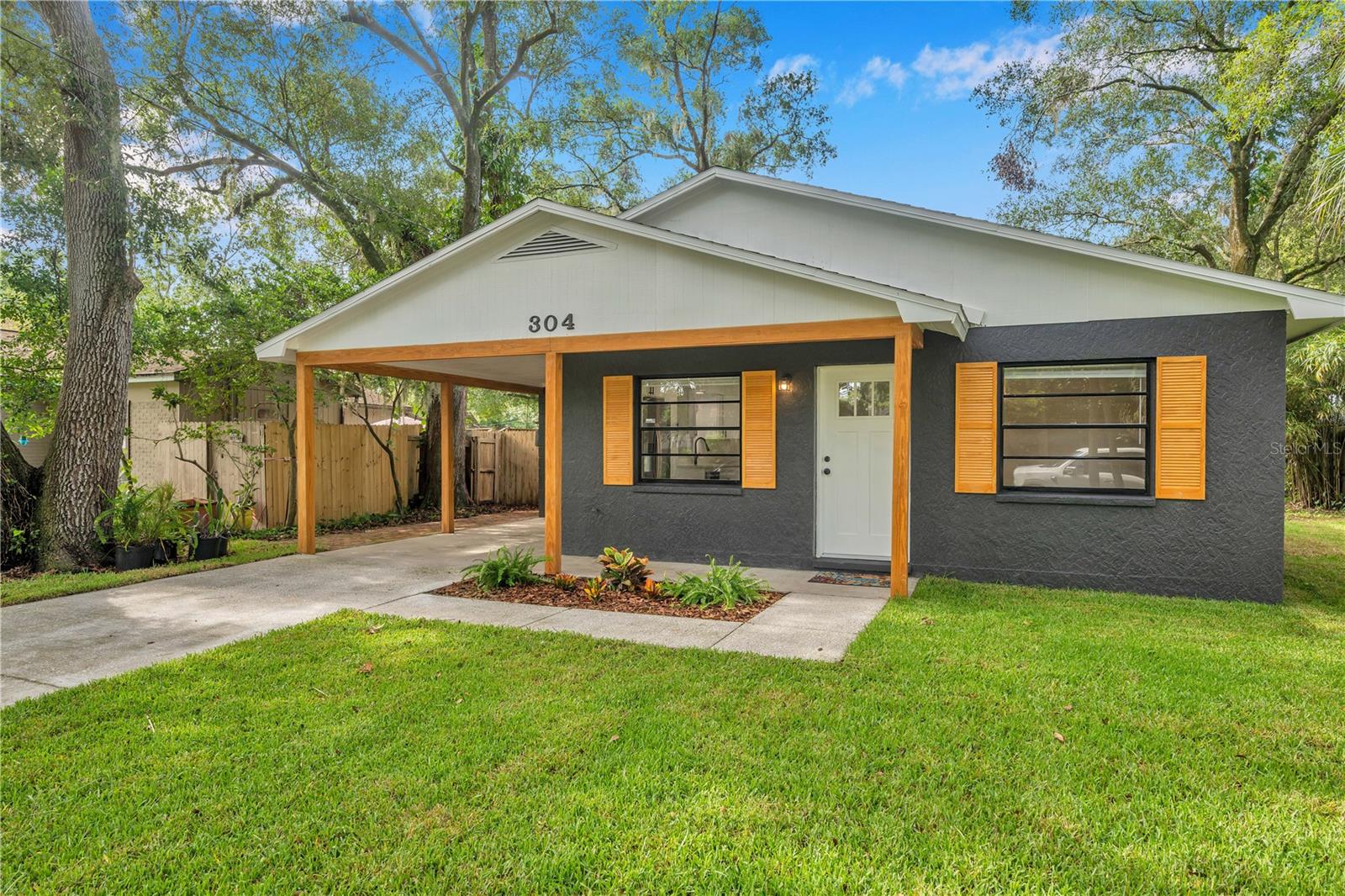 Image 7 of 24 For 304 Idlewild Avenue