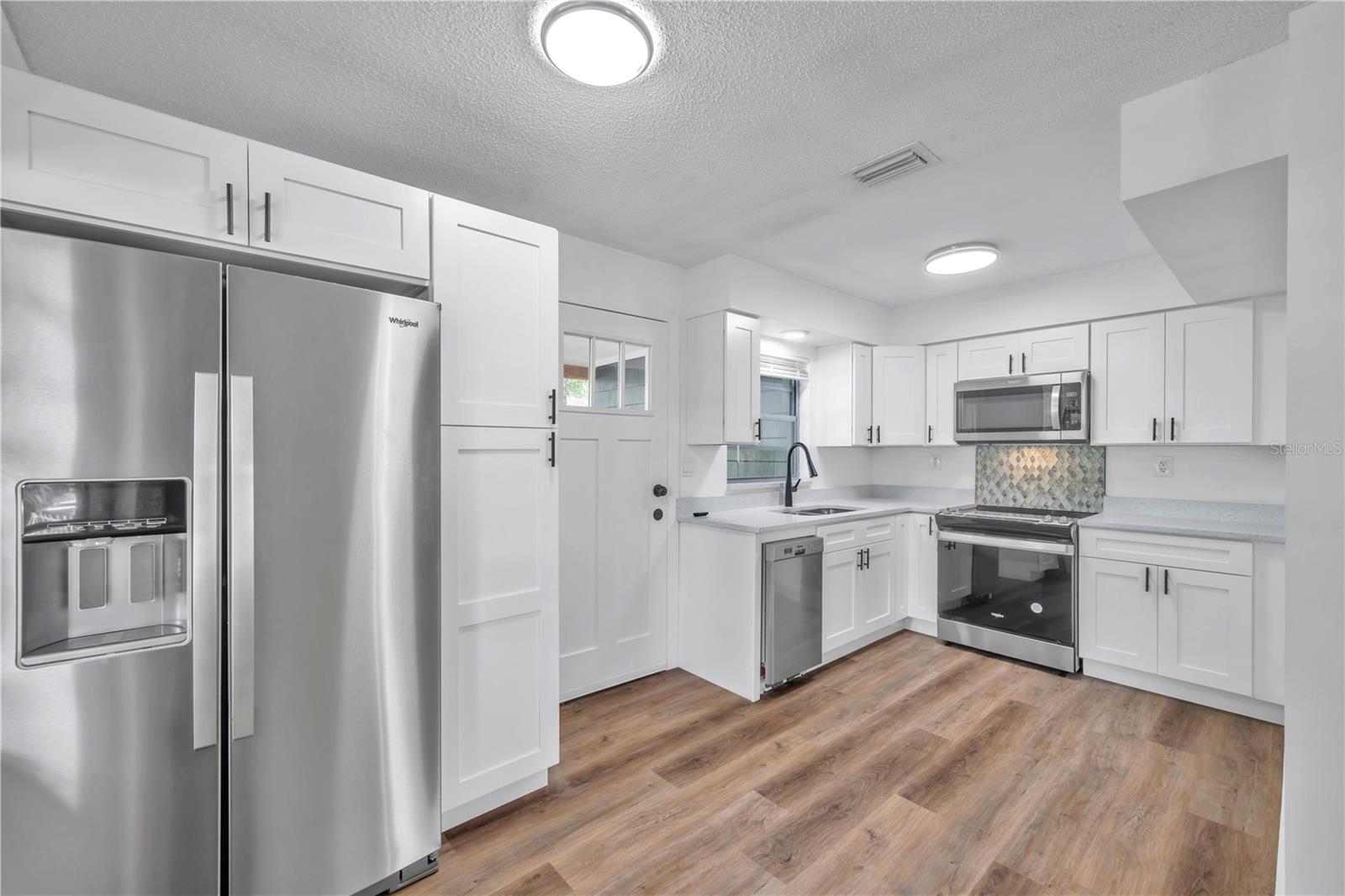 Image 9 of 24 For 304 Idlewild Avenue