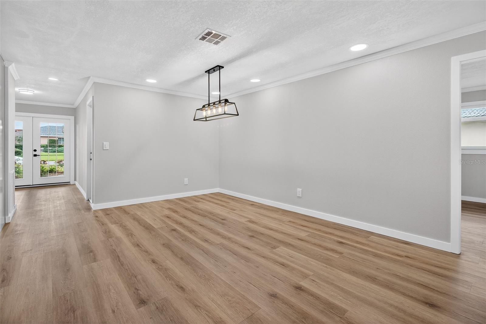 Image 24 of 51 For 5201 Denver Street Ne