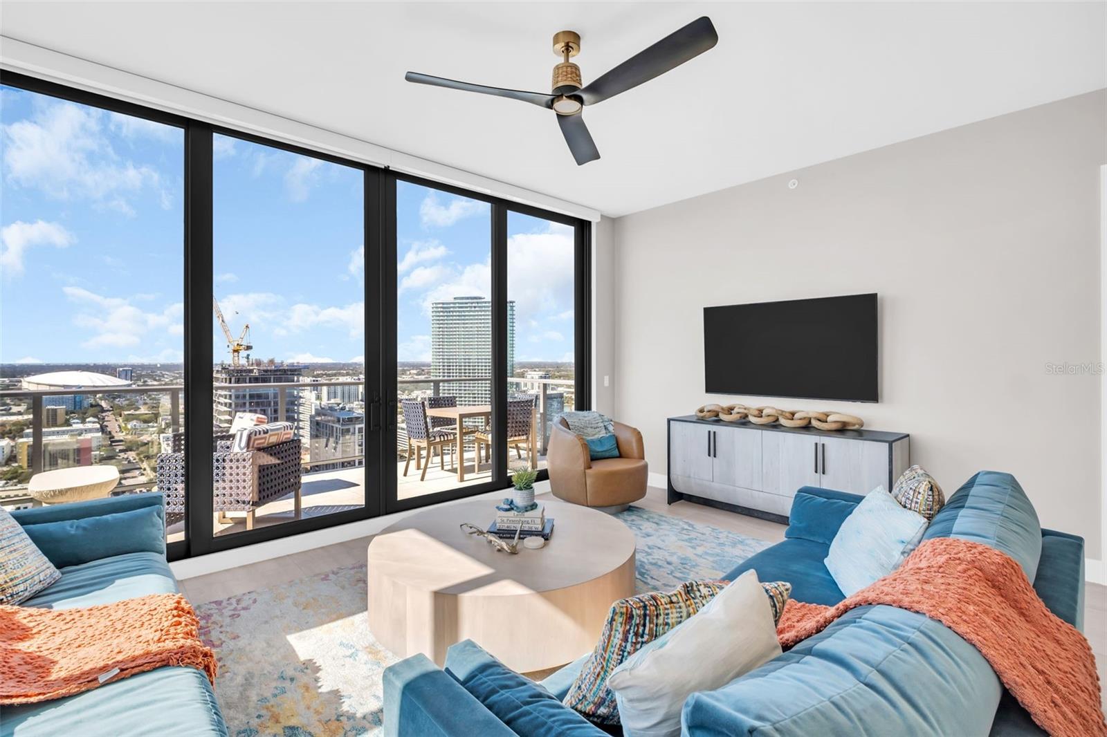 Image 17 of 69 For 301 1st Street S 3306