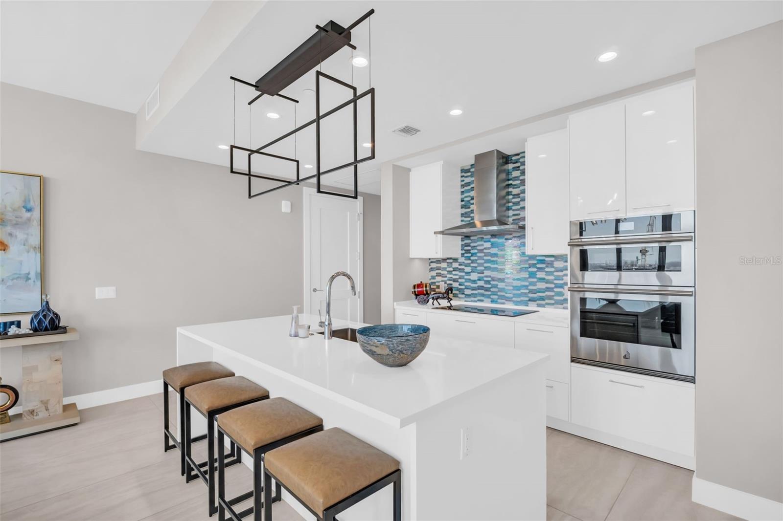 Image 5 of 69 For 301 1st Street S 3306