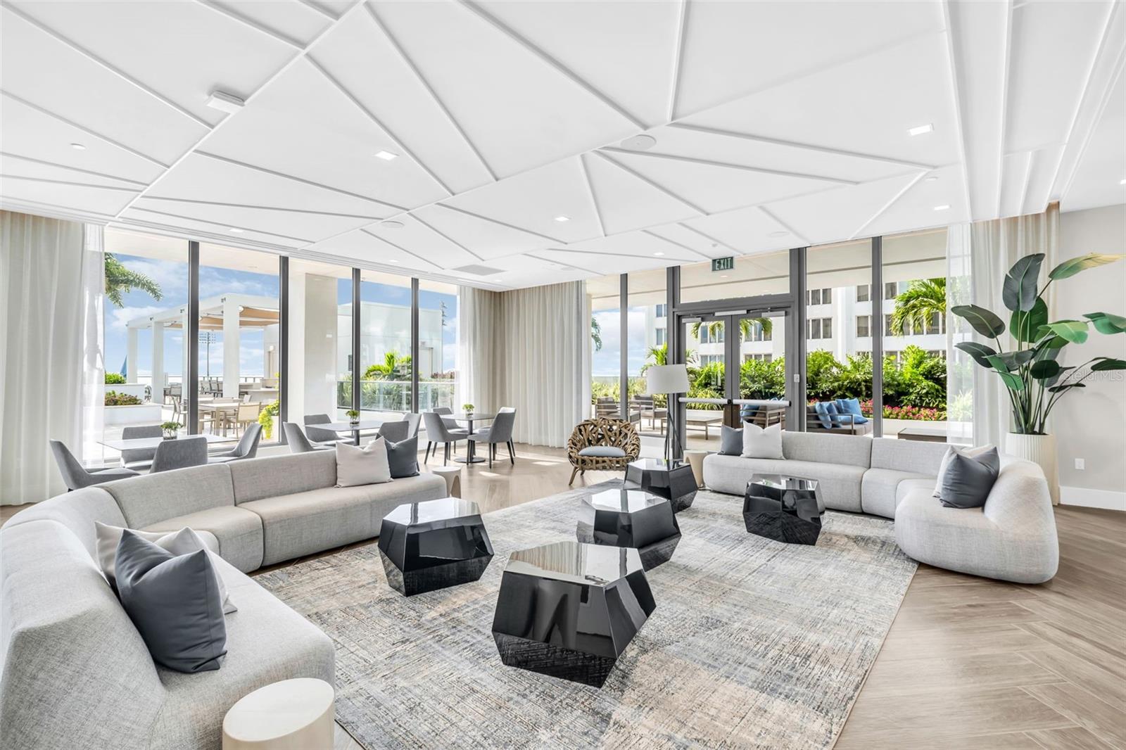 Image 52 of 69 For 301 1st Street S 3306