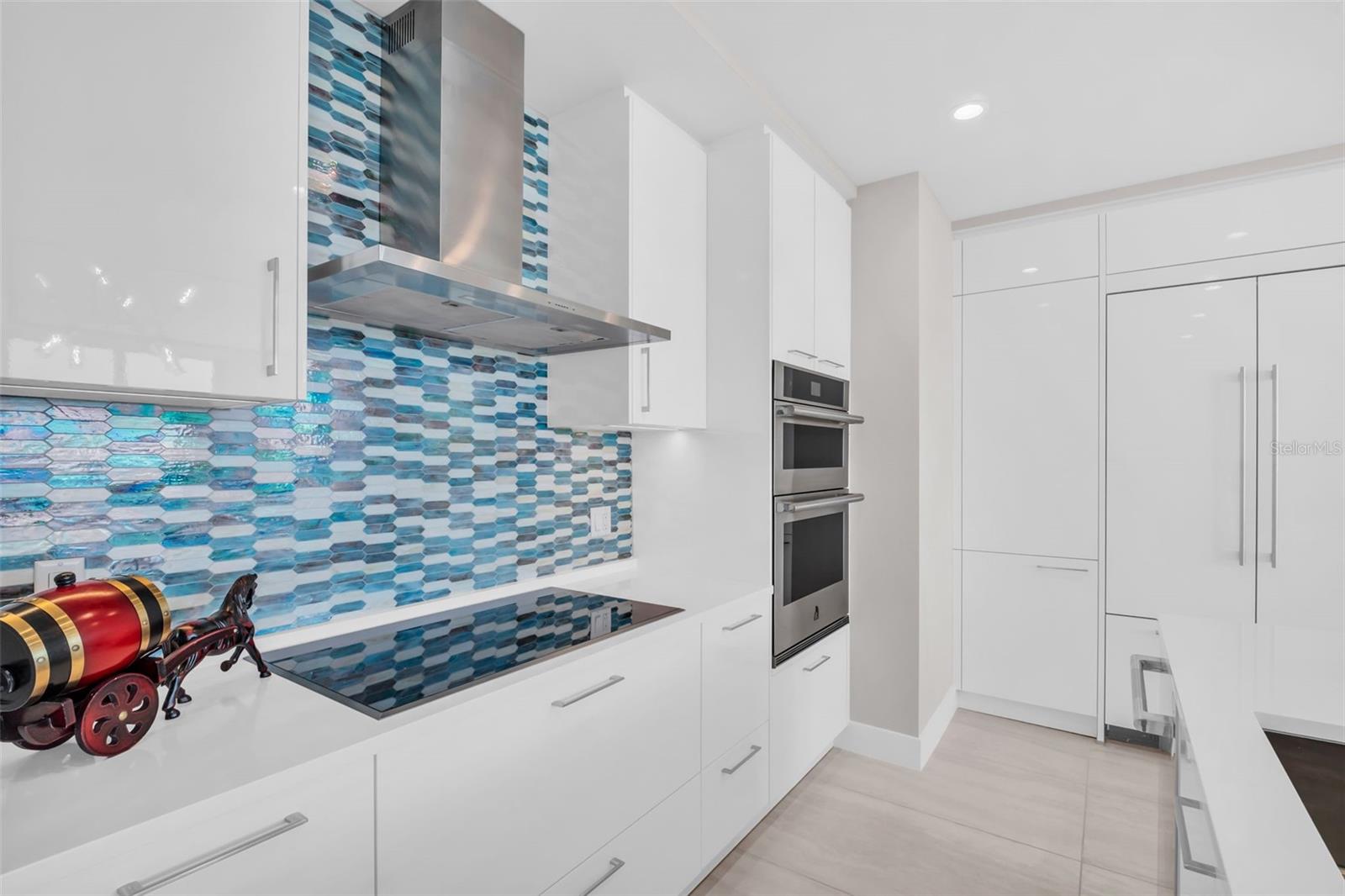 Image 6 of 69 For 301 1st Street S 3306