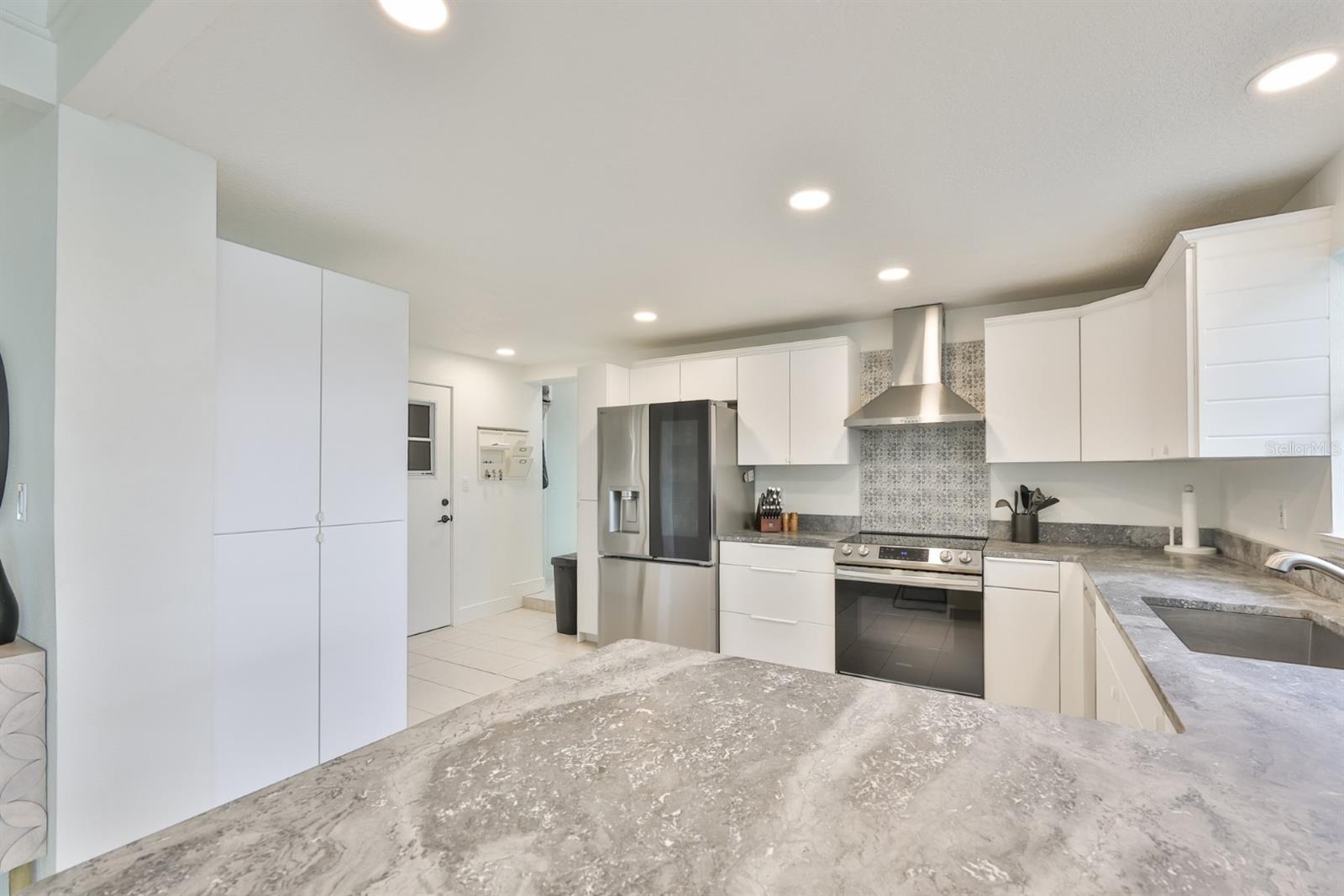 Image 28 of 44 For 387 12th Avenue