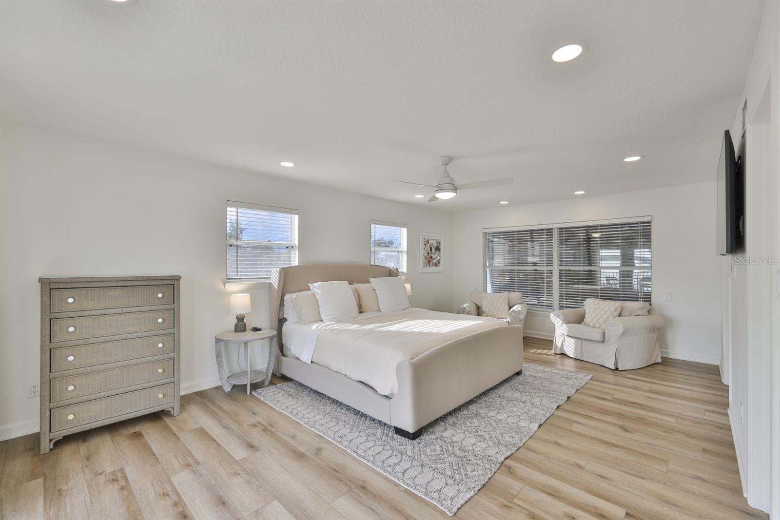 Image 33 of 44 For 387 12th Avenue