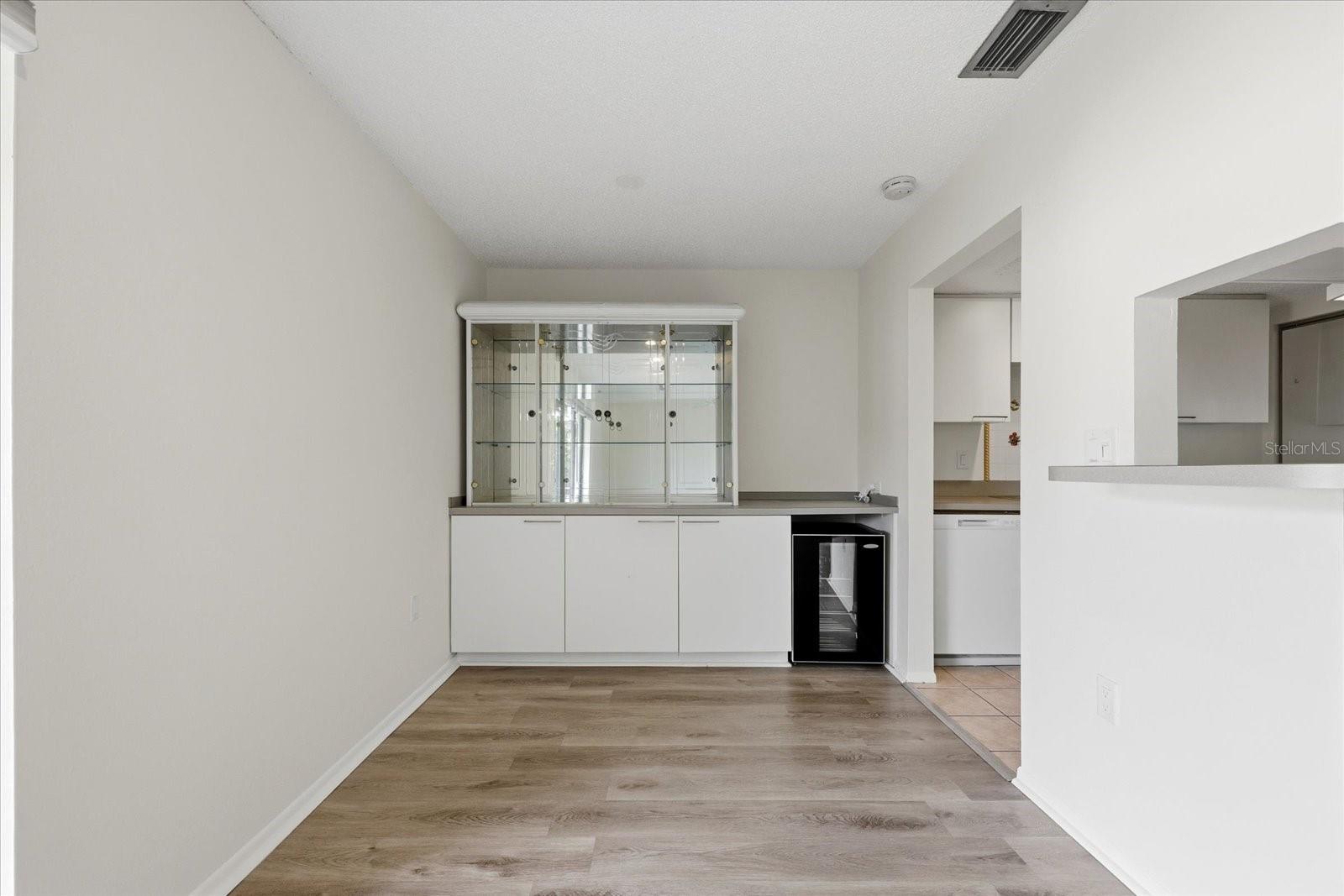 Image 7 of 22 For 723 115th Avenue N 2106