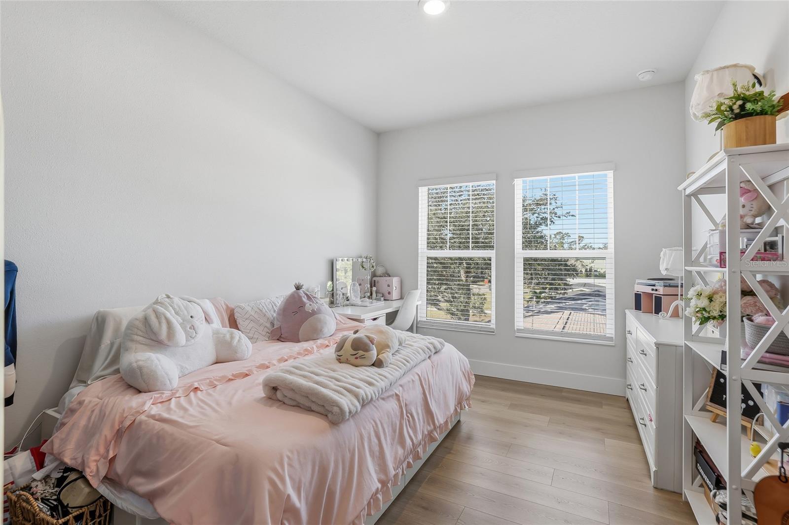 Image 12 of 52 For 441 42nd Avenue Ne