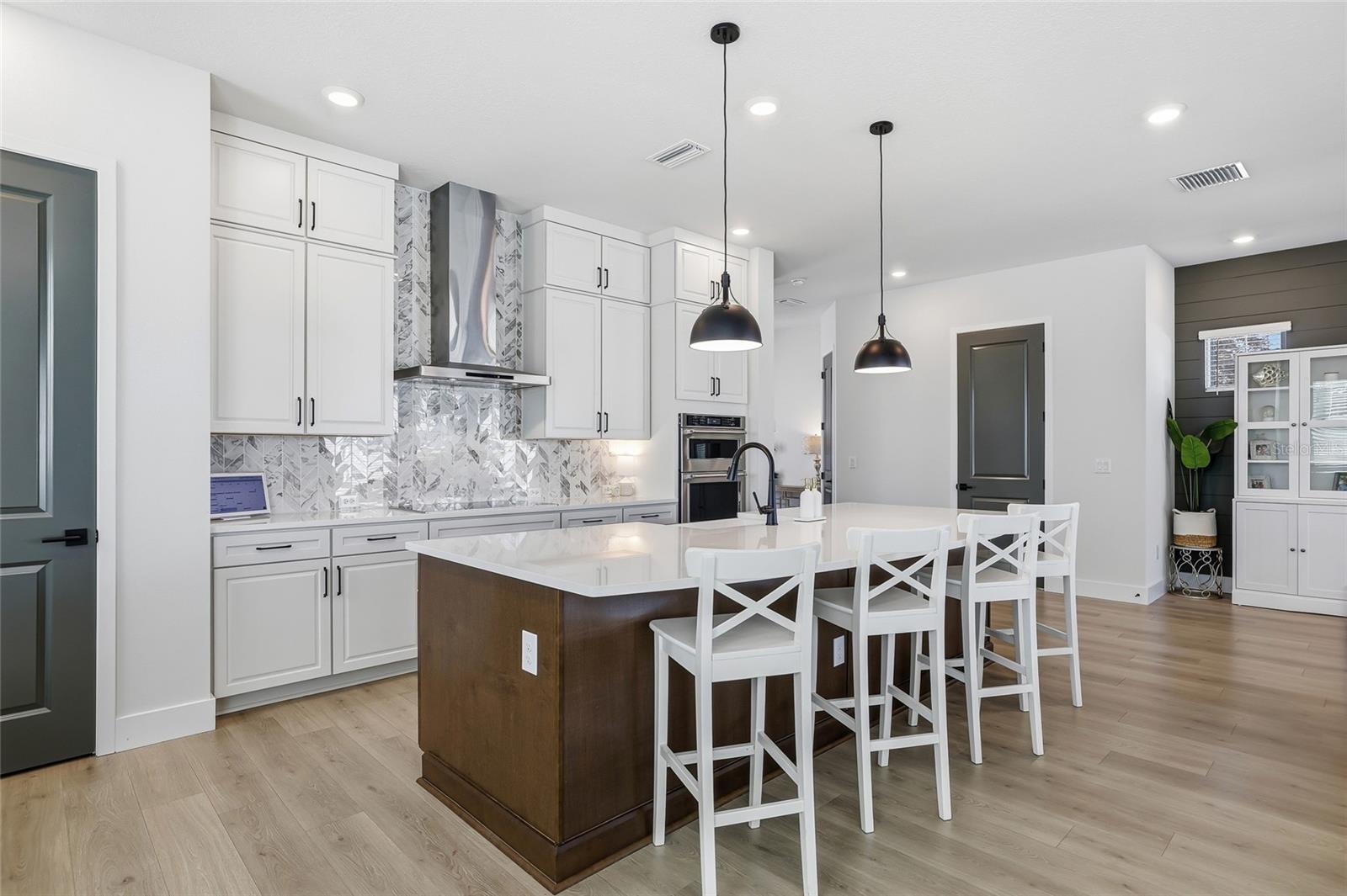 Image 25 of 52 For 441 42nd Avenue Ne