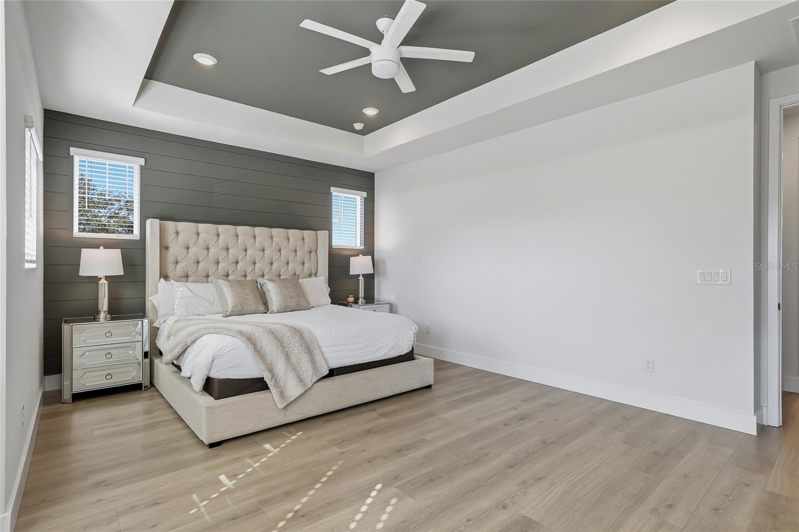 Image 36 of 52 For 441 42nd Avenue Ne