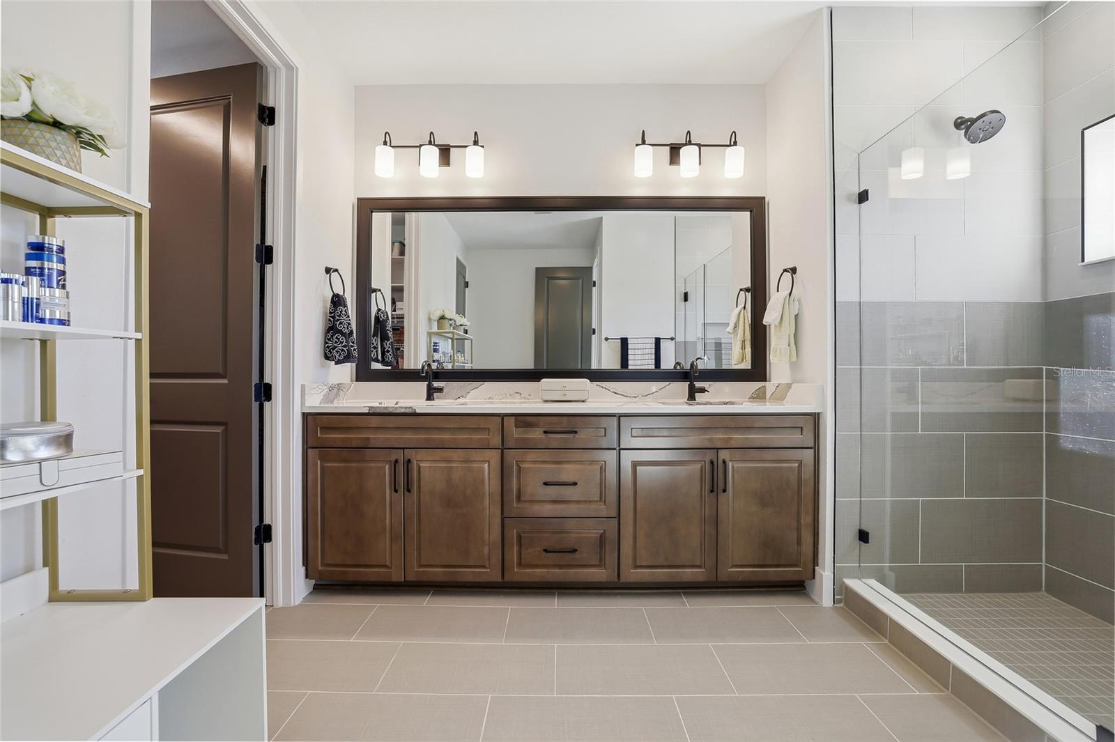 Image 41 of 52 For 441 42nd Avenue Ne