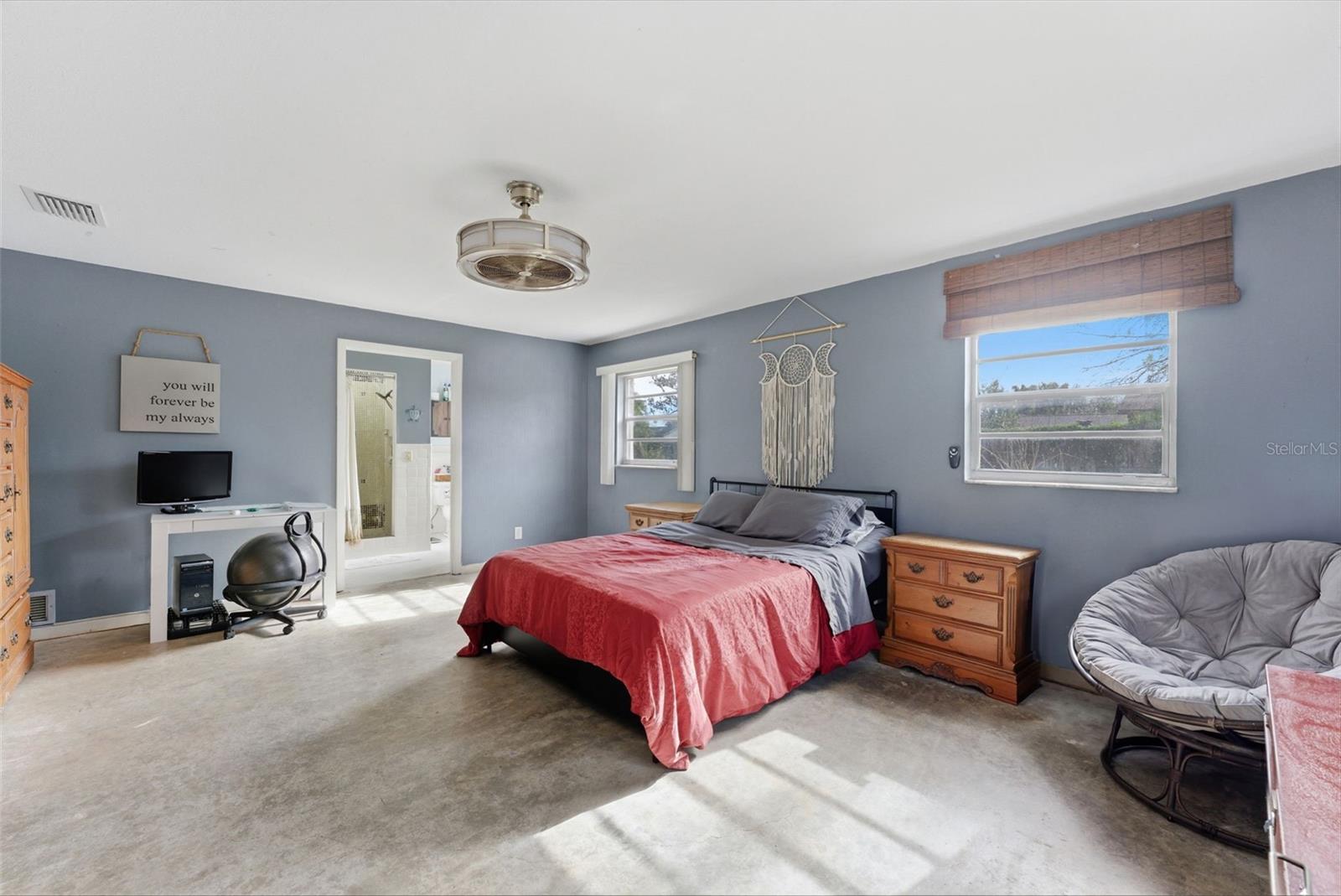 Image 11 of 67 For 6107 Arthur Road