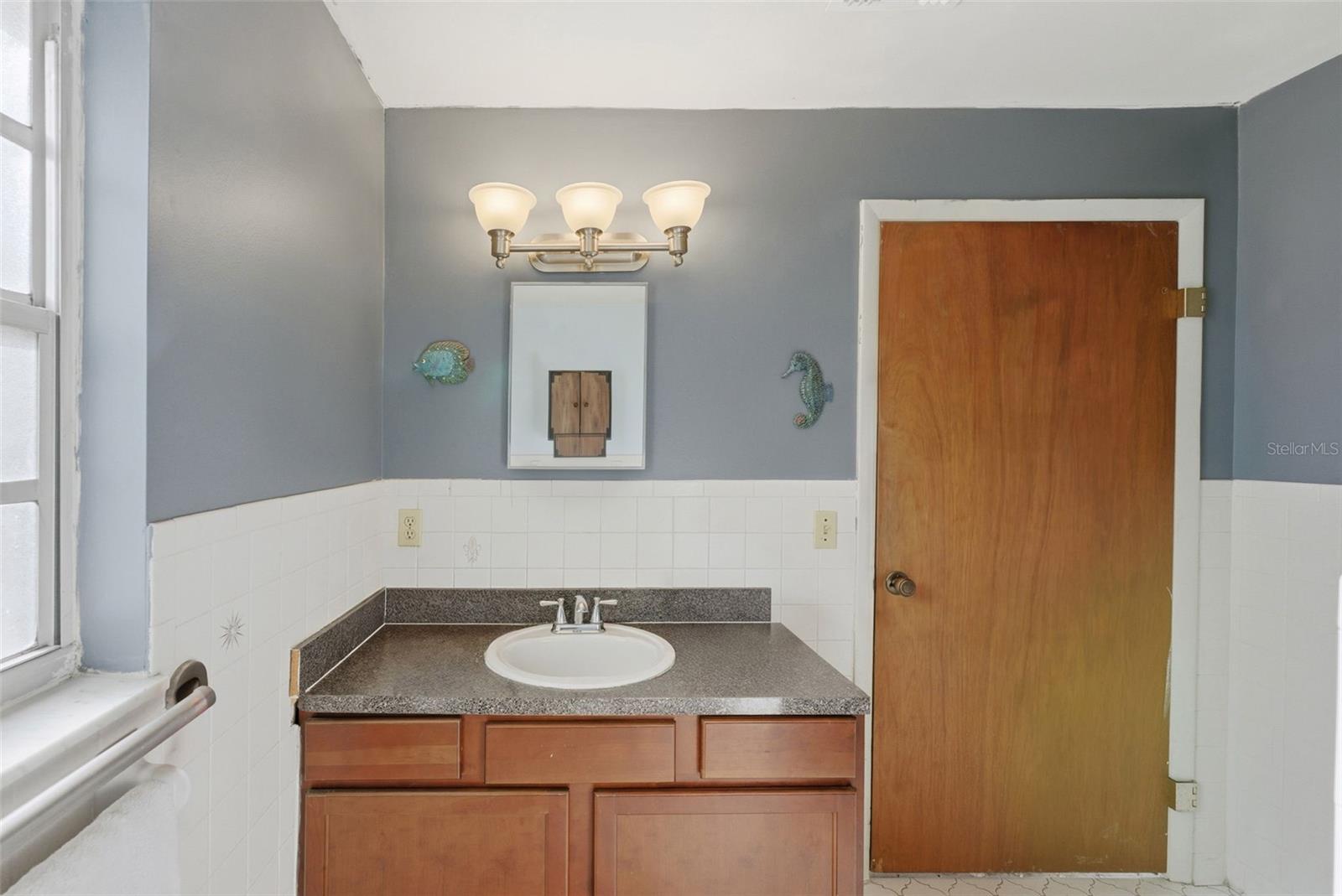 Image 16 of 67 For 6107 Arthur Road