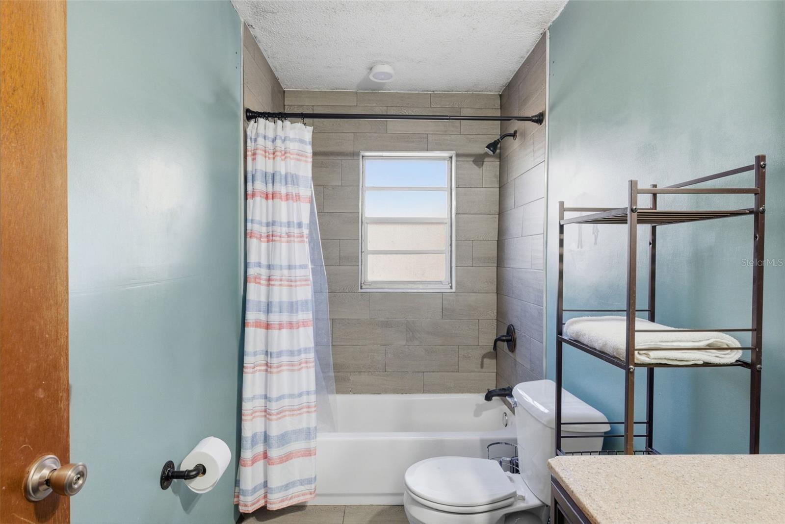 Image 33 of 67 For 6107 Arthur Road