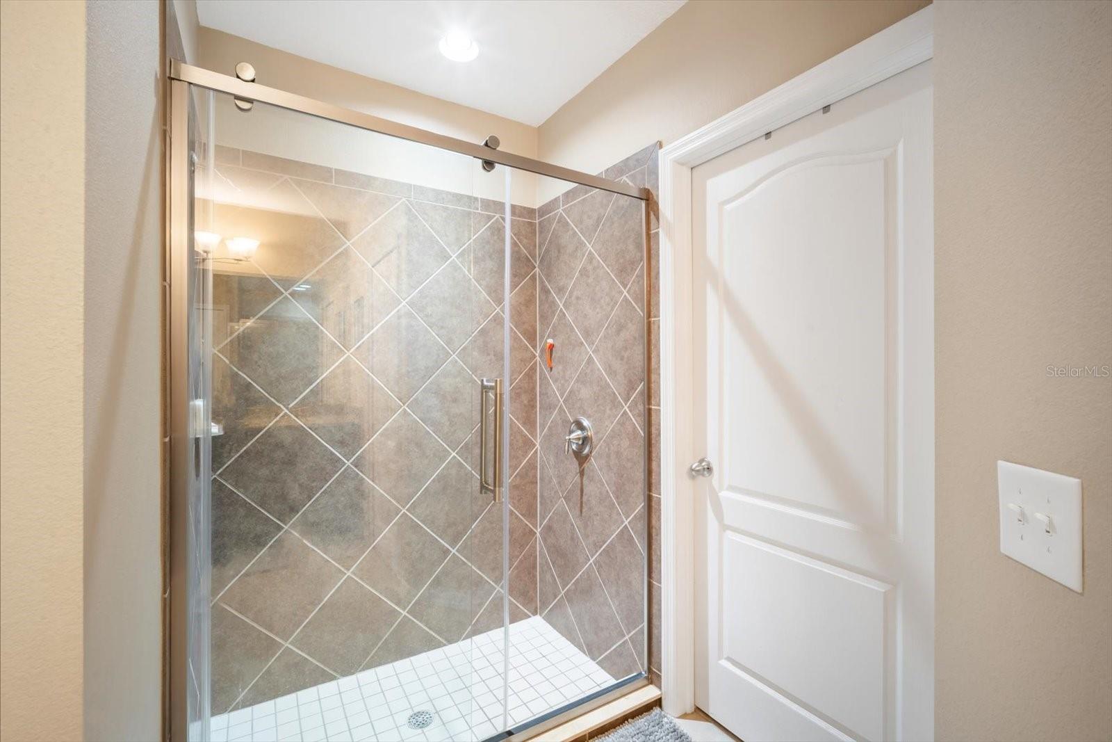 Image 16 of 31 For 7878 Tuscany Woods Drive