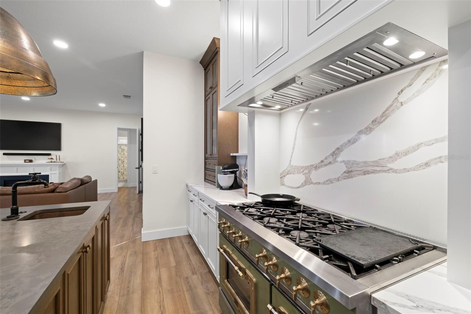 Image 33 of 74 For 2102 Chestnut Forest Drive