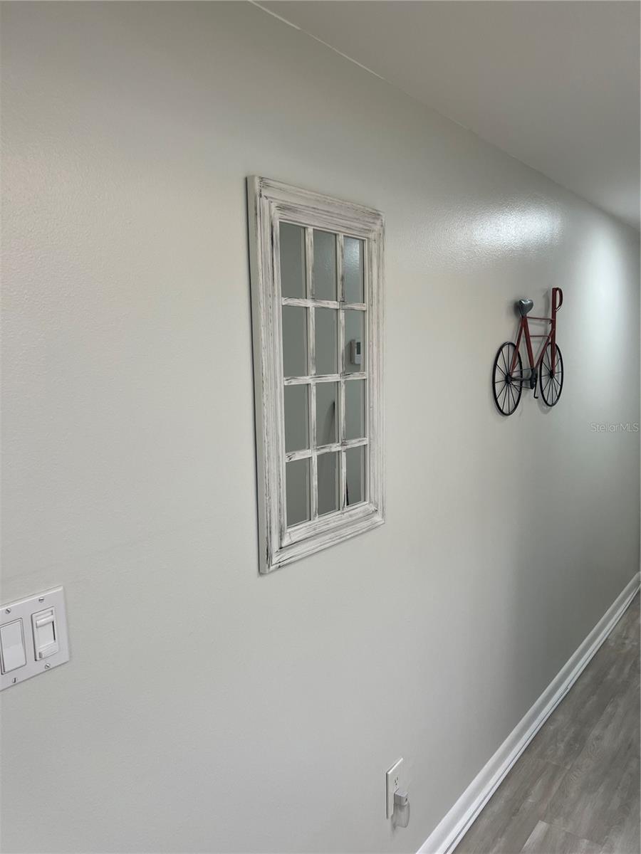 Image 8 of 30 For 2400 Winding Creek Boulevard 16-108