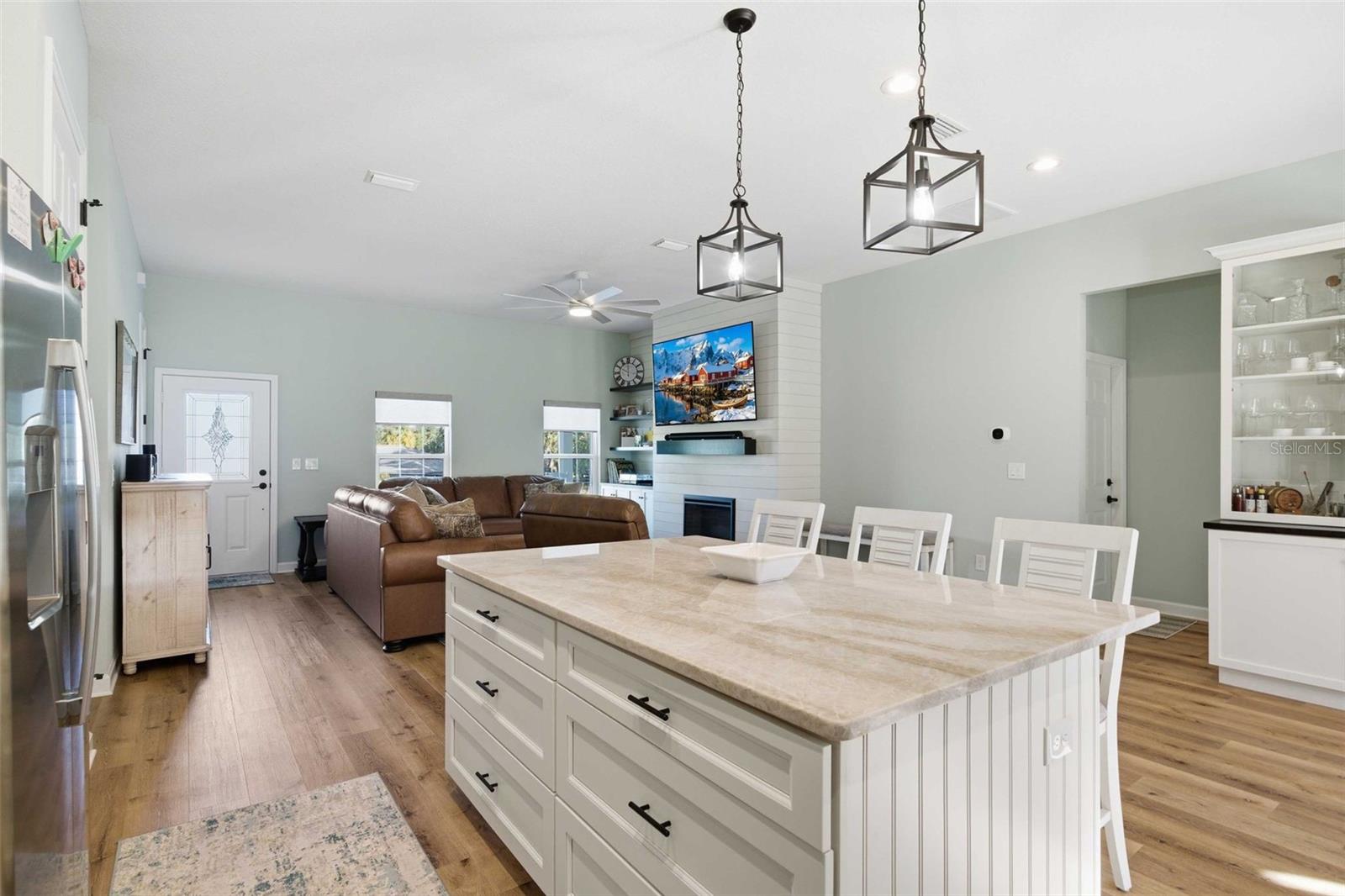 Image 16 of 56 For 8624 Cresco Lane