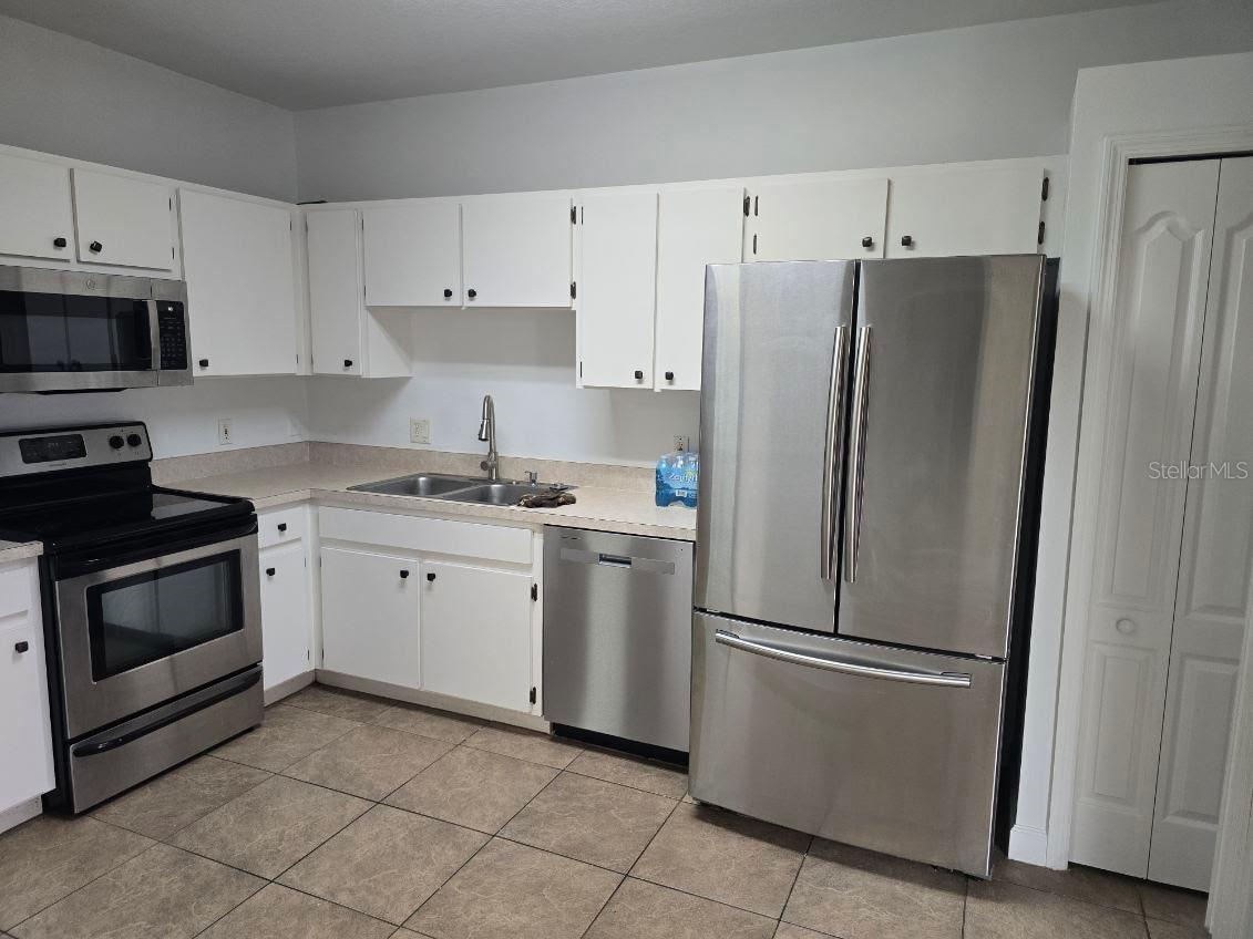 Image 13 of 13 For 18002 Birdwater Drive