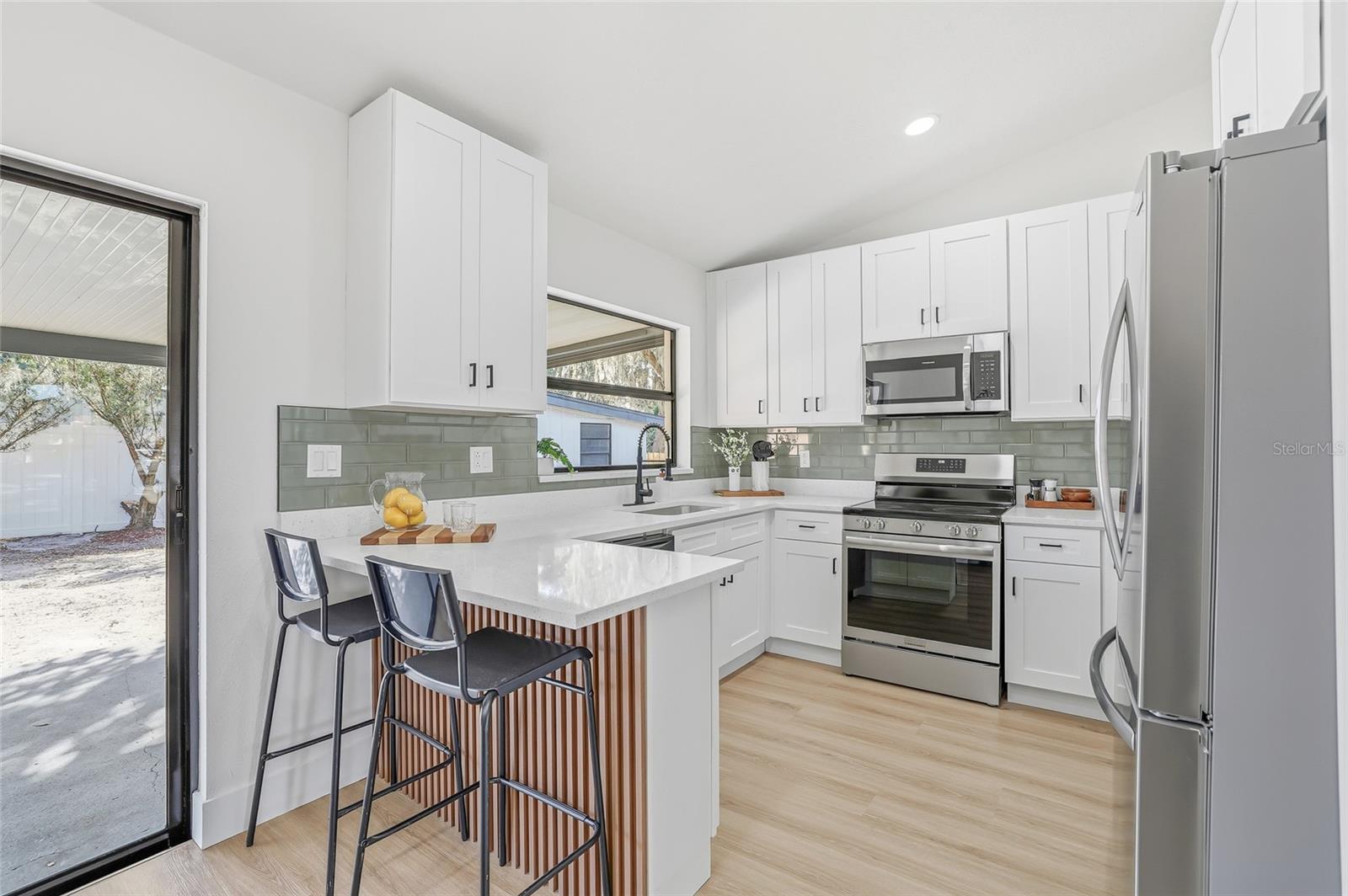 Image 11 of 36 For 3723 Coppertree Circle