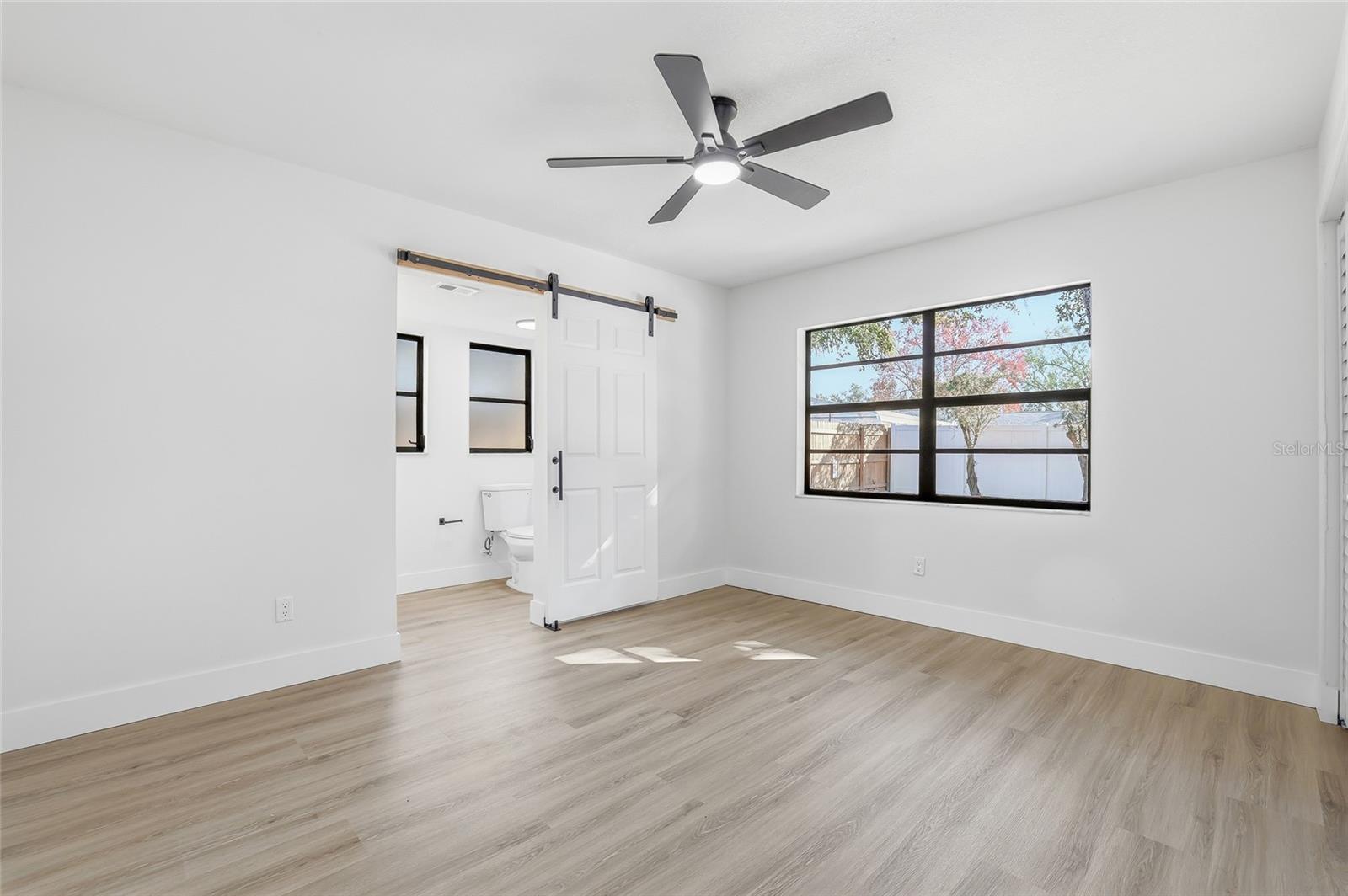 Image 17 of 36 For 3723 Coppertree Circle