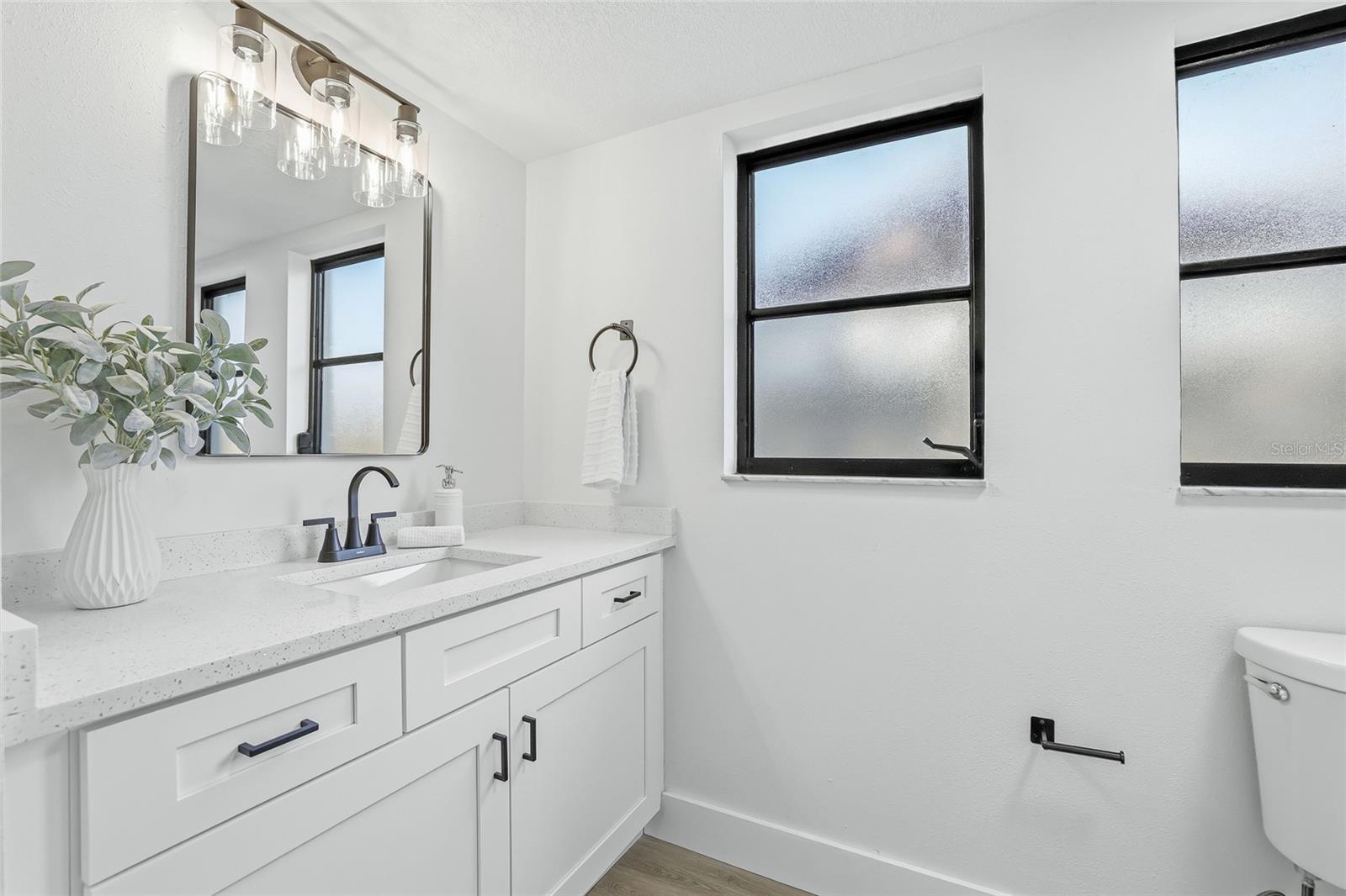 Image 20 of 36 For 3723 Coppertree Circle