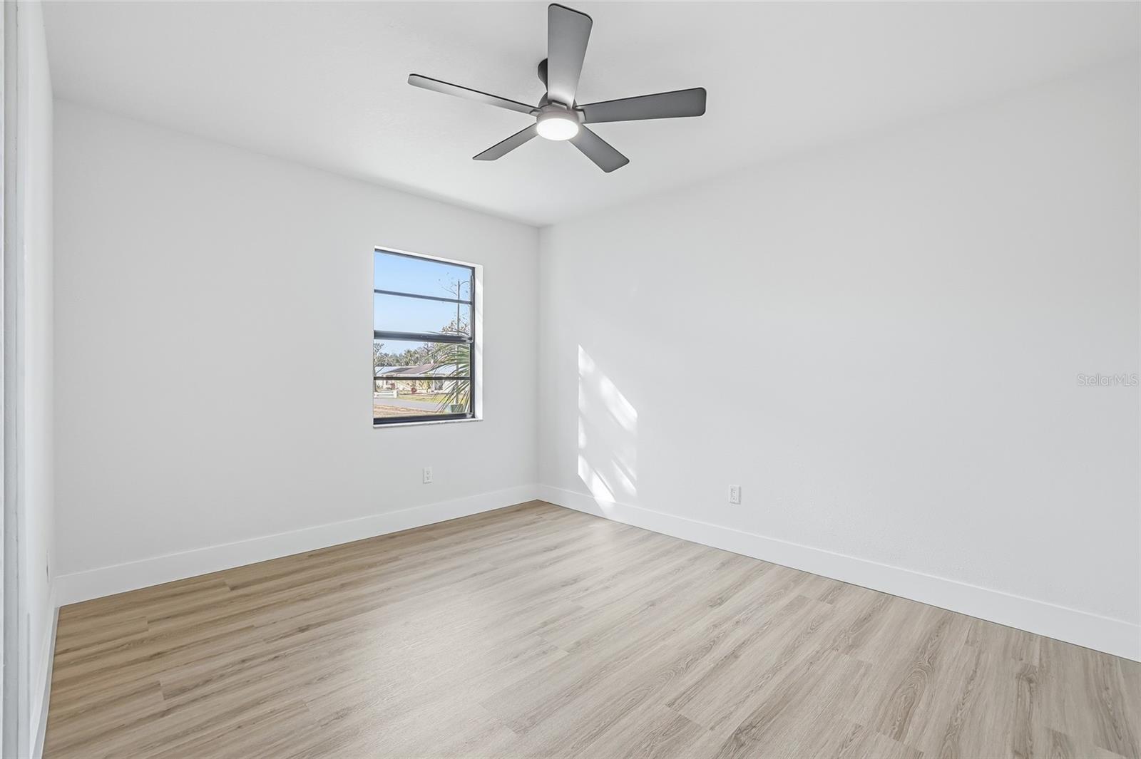 Image 22 of 36 For 3723 Coppertree Circle