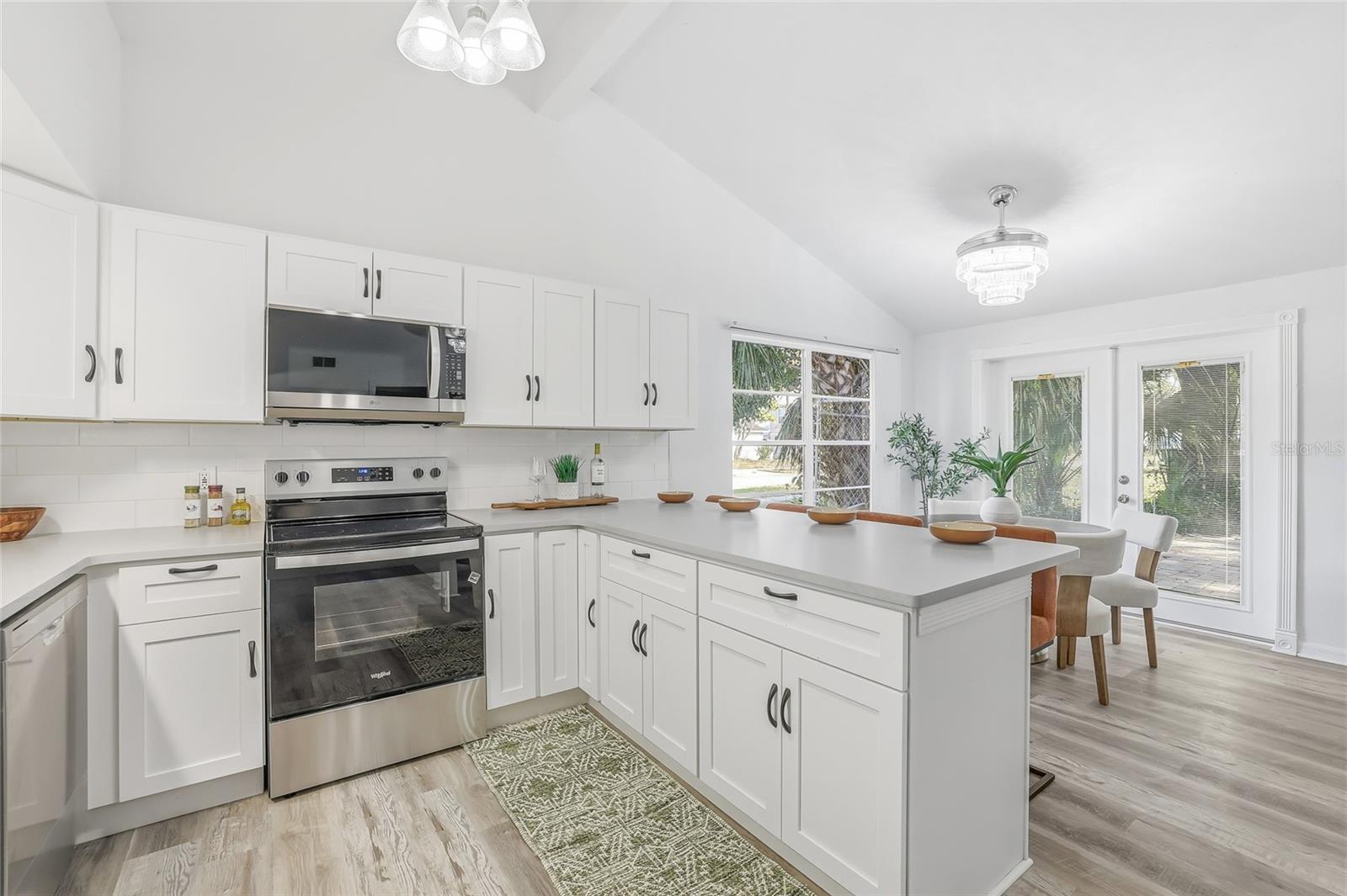 Image 10 of 34 For 1003 Greenleaf Way